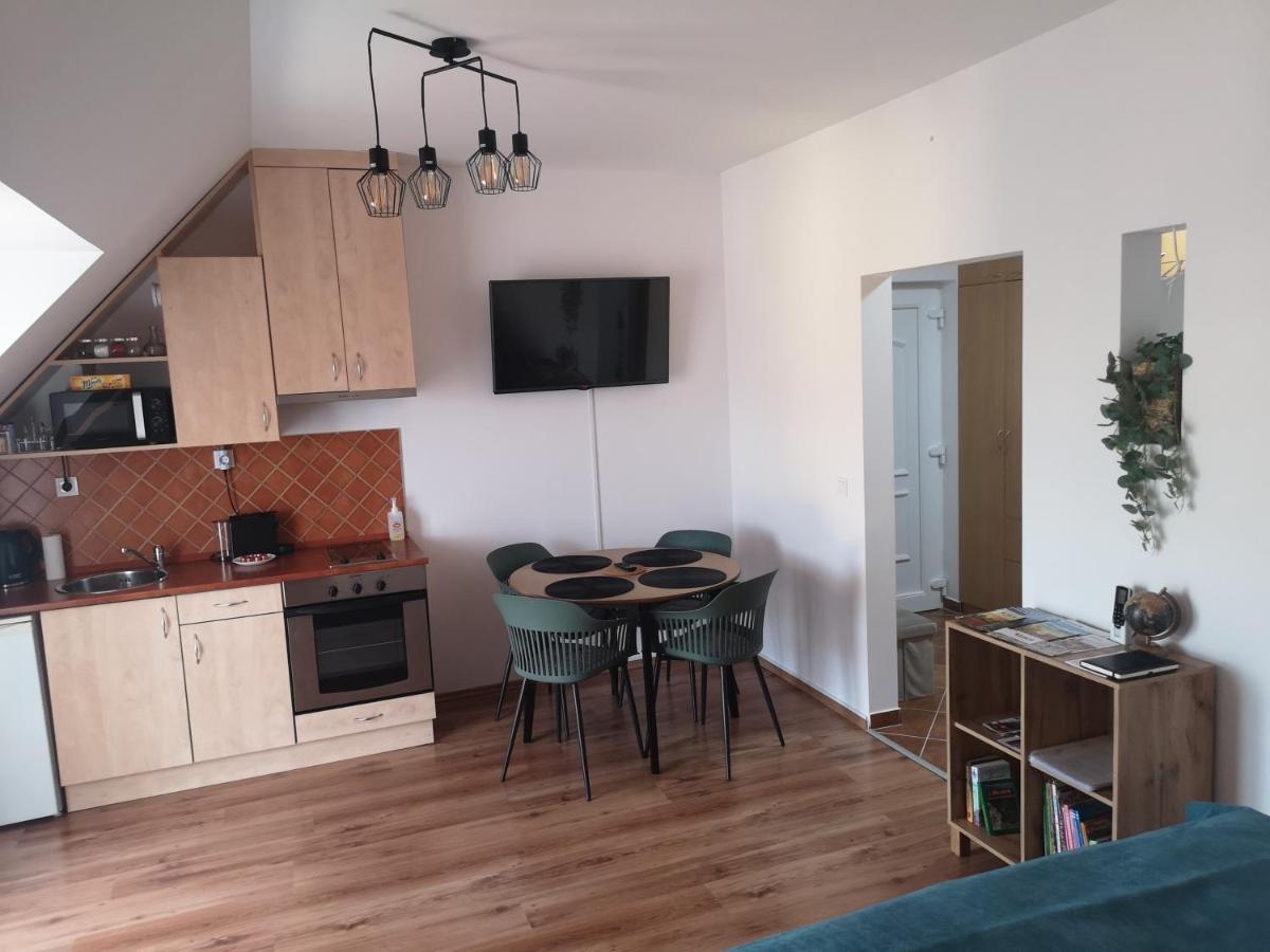 Orsika Hilltop Apartman Έγκερ Εξωτερικό φωτογραφία