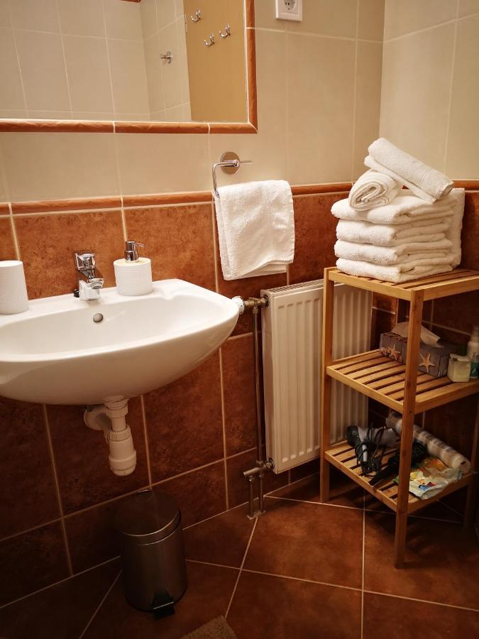 Orsika Hilltop Apartman Έγκερ Εξωτερικό φωτογραφία